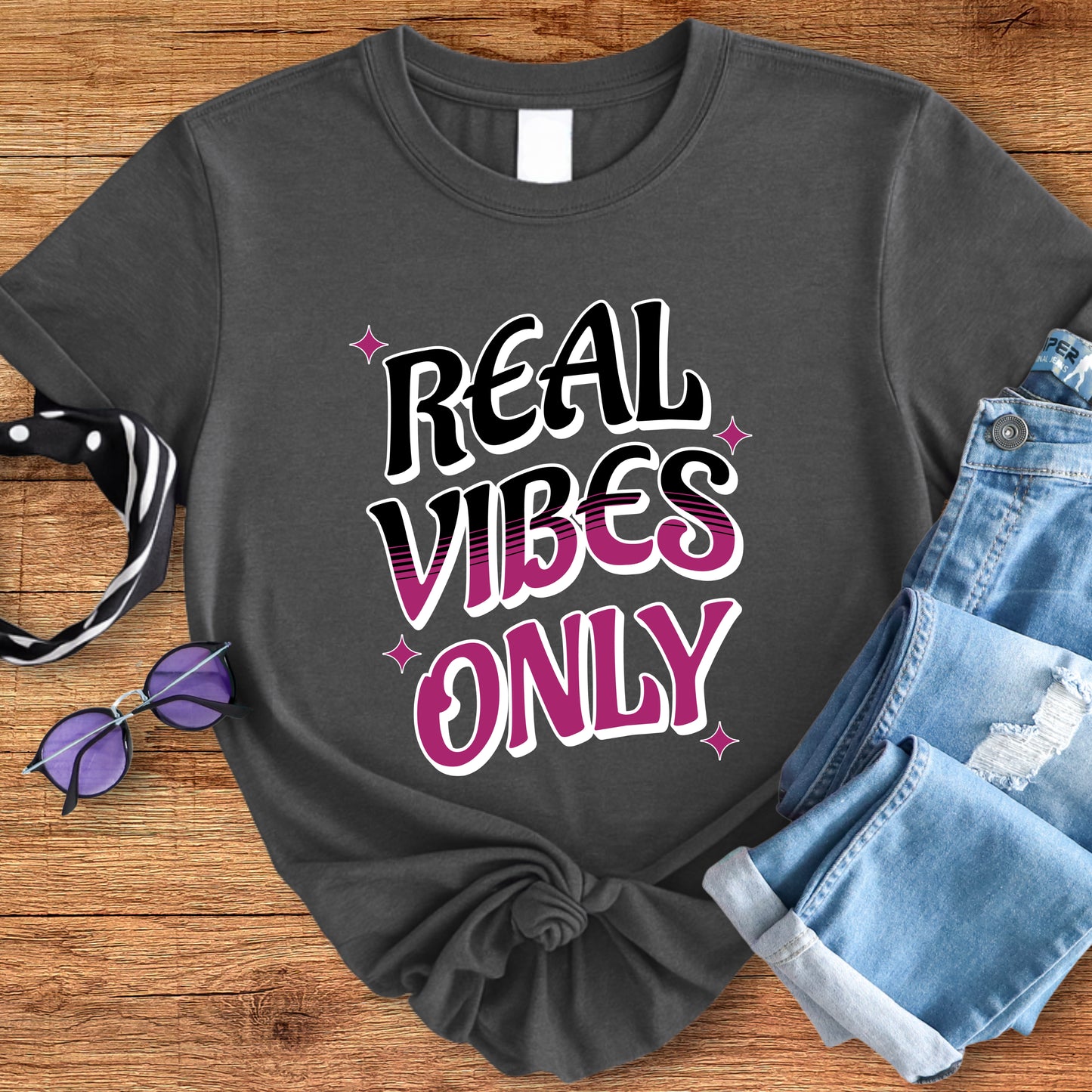 Real Vibes Only Tee