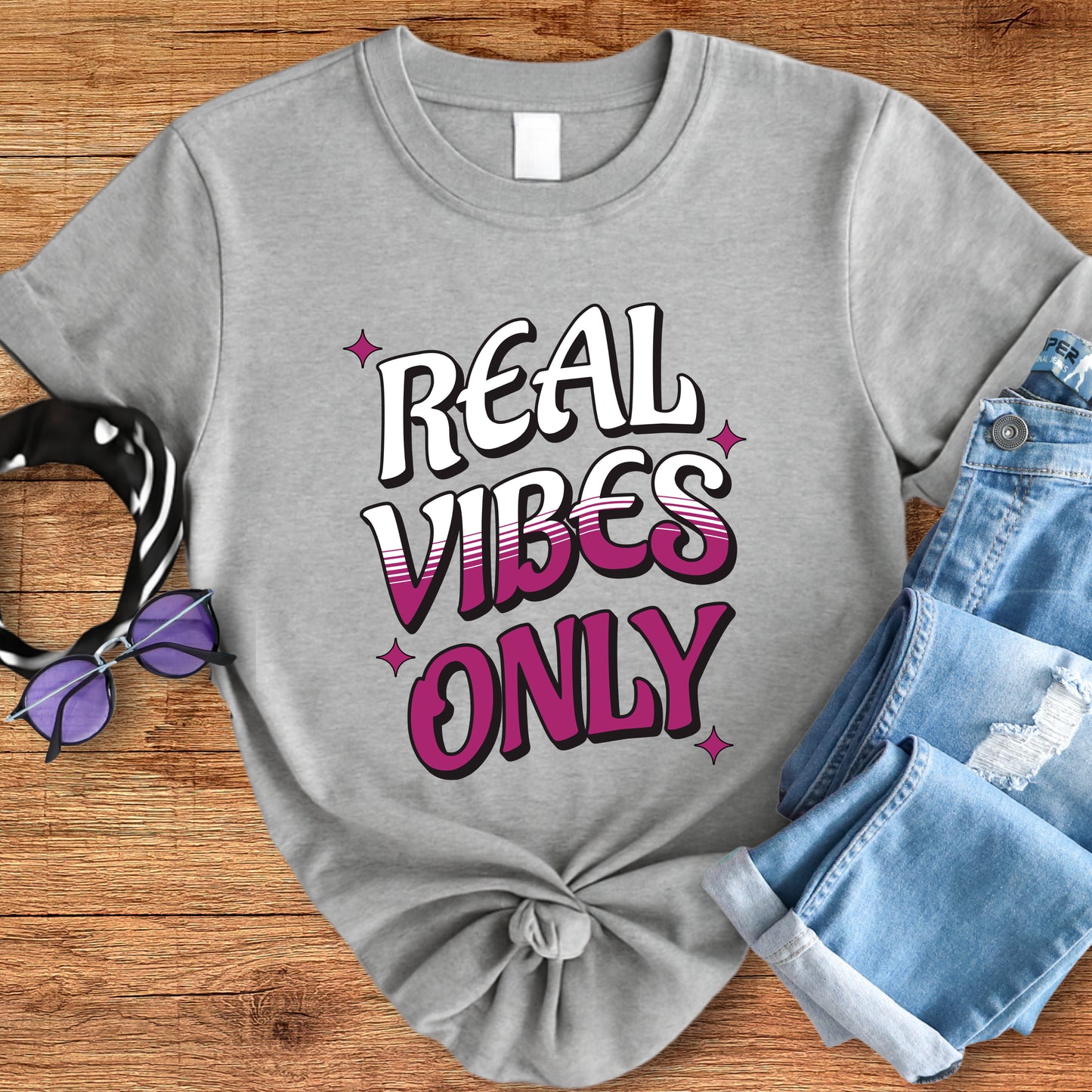 Real Vibes Only Tee